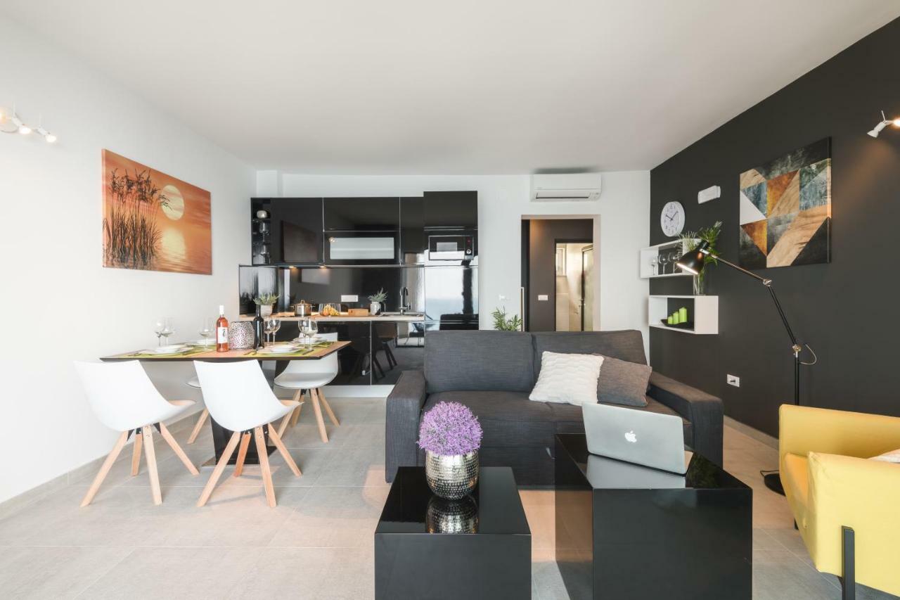 Apartment Delta *